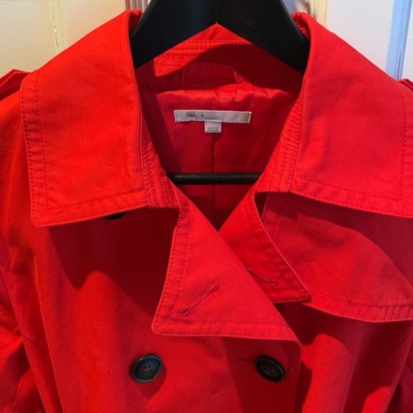 Gap trench coat, size M - Picture 2 of 3